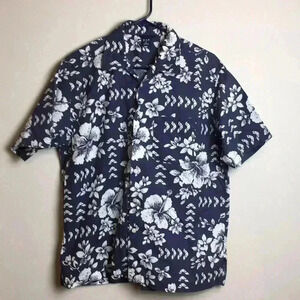 Gap Button up Short Sleeve Size Medium